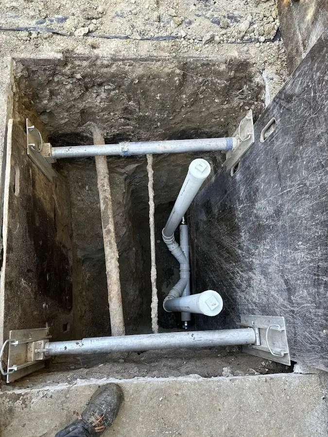 Experienced plumber completing Gas Line Repair work in Dunn Loring